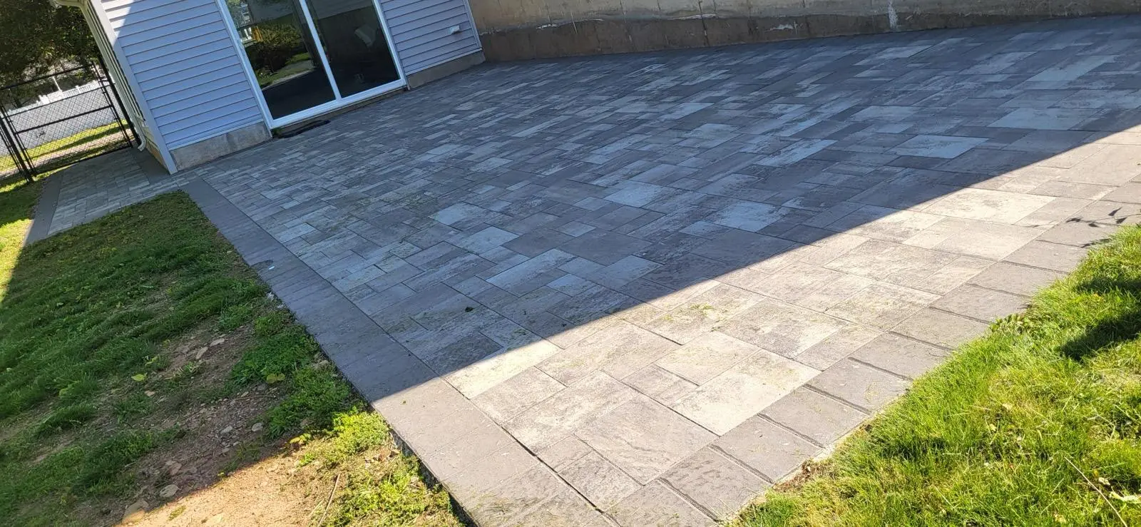 Landscape edging in Connecticut