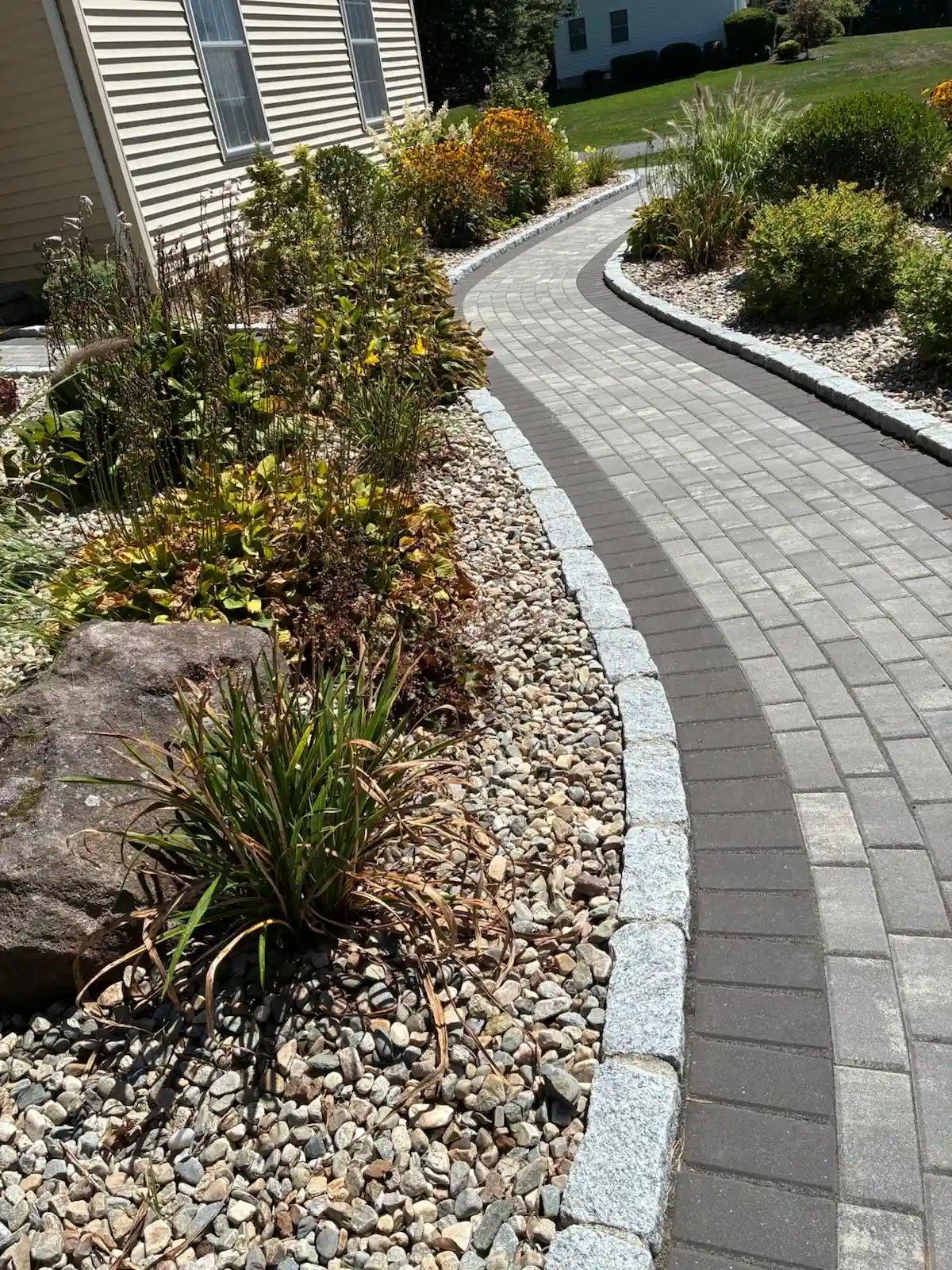 Amorales Landscaping serving Guilford Connecticut